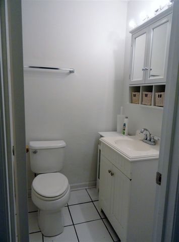 215 Country Road, Jacksonville, NC 28546