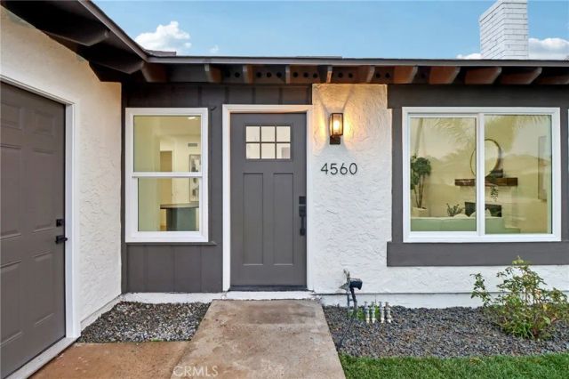 4560 Calle Del Palo, Oceanside, CA 92057