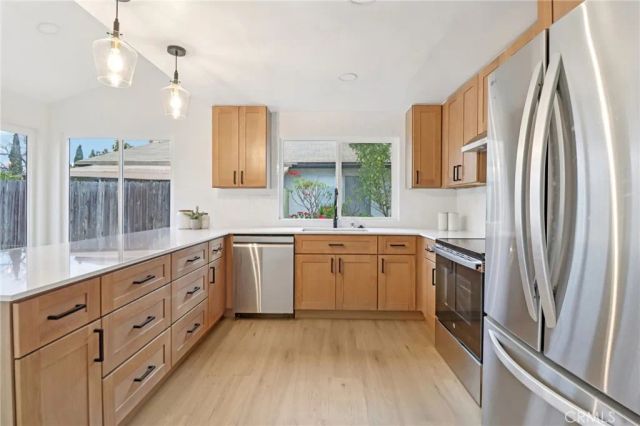 4560 Calle Del Palo, Oceanside, CA 92057