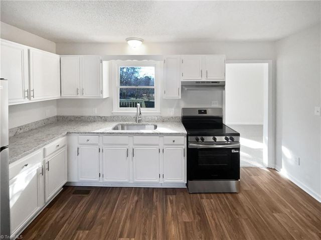 625 Garrett Street, Greensboro, NC 27406