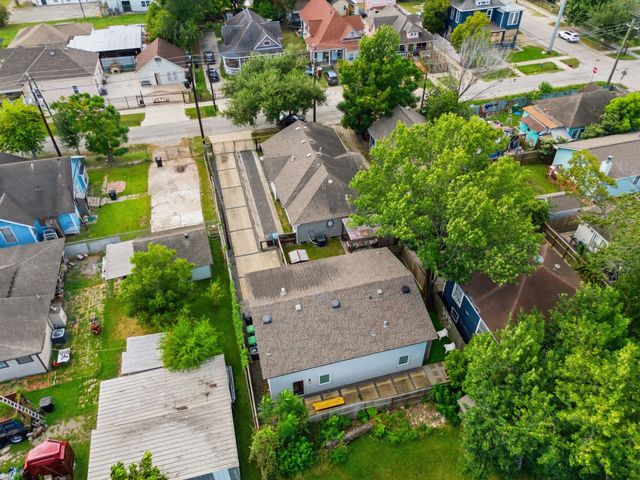 109 Bryan Street B, Houston, TX 77011