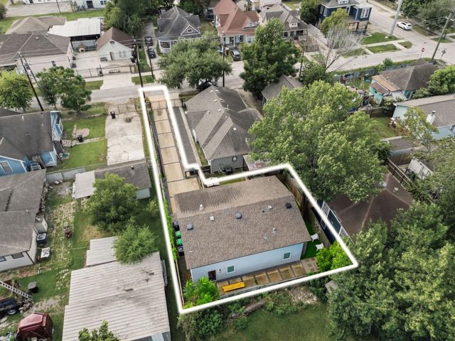 109 Bryan Street B, Houston, TX 77011