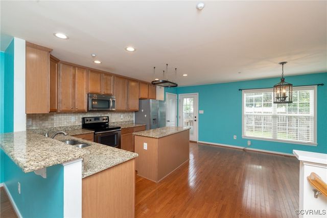 3230 Perdue Springs Ln, Chester, VA 23831