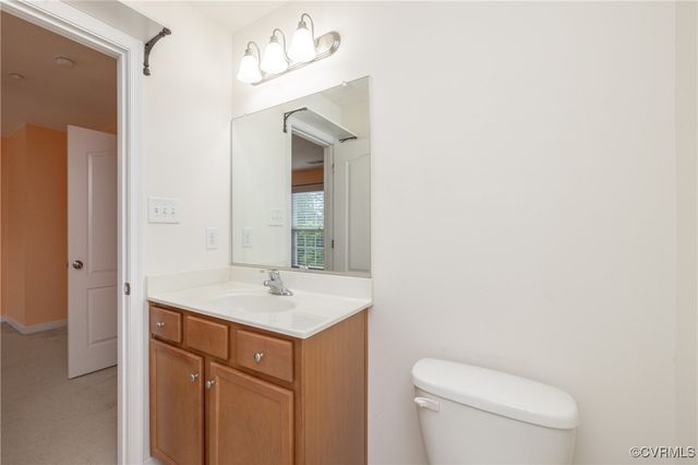 3230 Perdue Springs Ln, Chester, VA 23831
