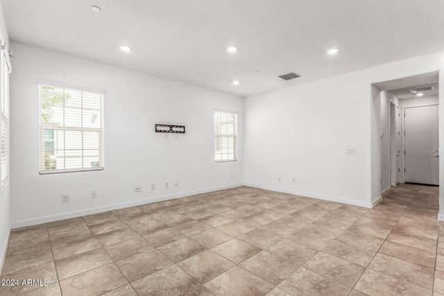 4077 S SABRINA Drive 5, Chandler, AZ 85248