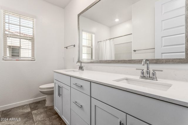 4077 S SABRINA Drive 5, Chandler, AZ 85248