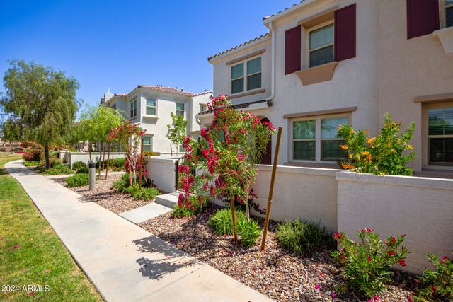 4077 S SABRINA Drive 5, Chandler, AZ 85248