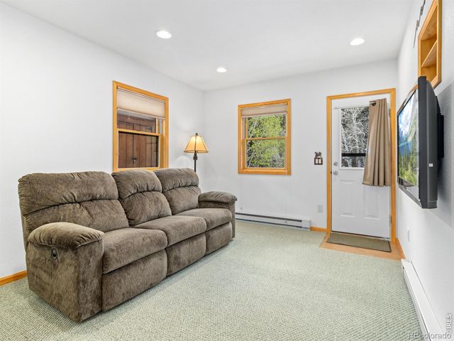 1002 Streamside Drive, Glen Haven, CO 80532