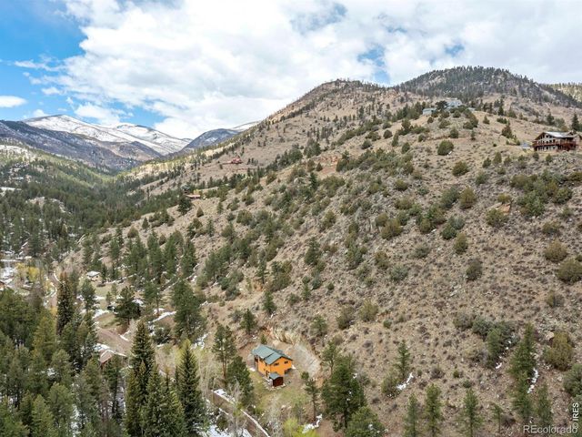 1002 Streamside Drive, Glen Haven, CO 80532