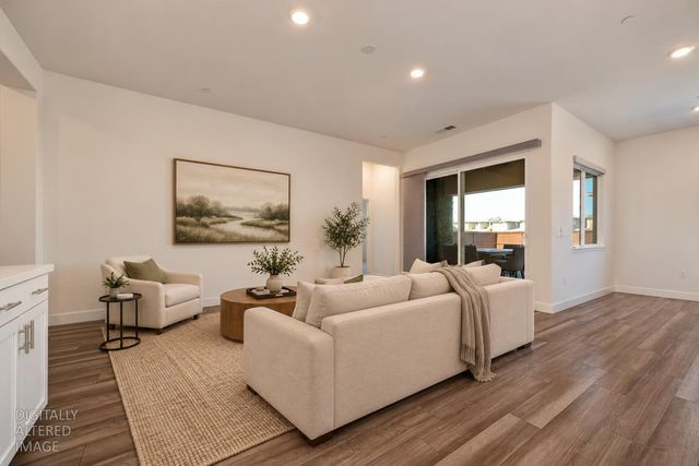 3725 Yellow Leaf Ave, Sacramento, CA 95835