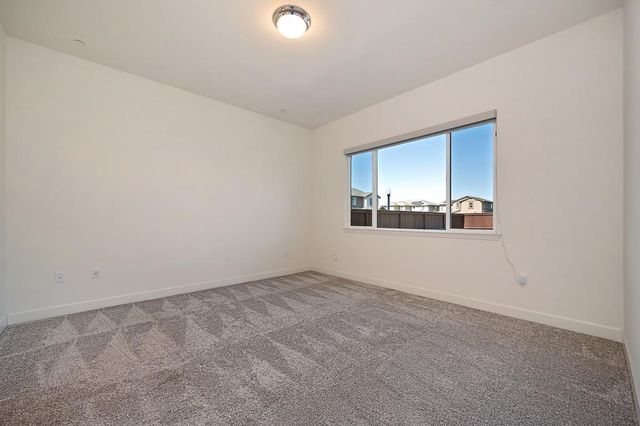 3725 Yellow Leaf Ave, Sacramento, CA 95835