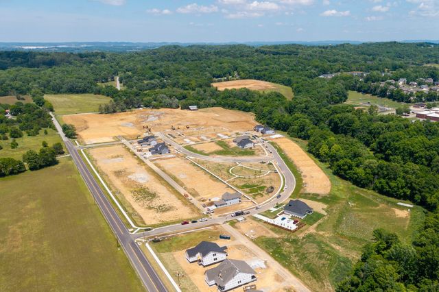 758 Caddy Xing, Columbia, TN 38401