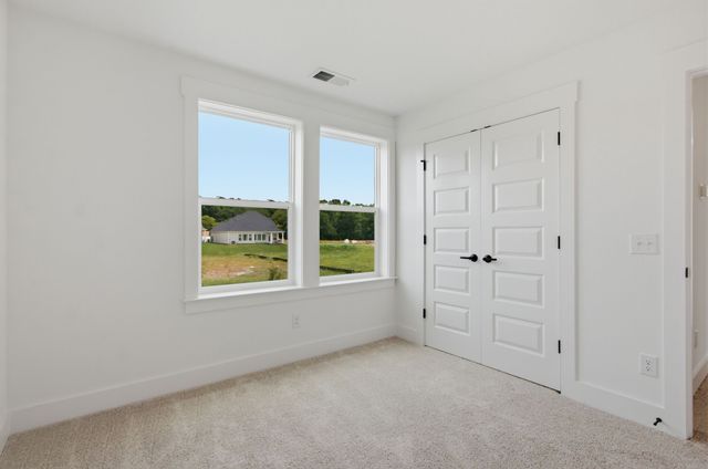 758 Caddy Xing, Columbia, TN 38401
