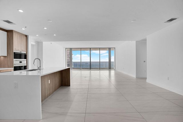 153 N Seabreeze Boulevard 2501-S, Fort Lauderdale, FL 33304