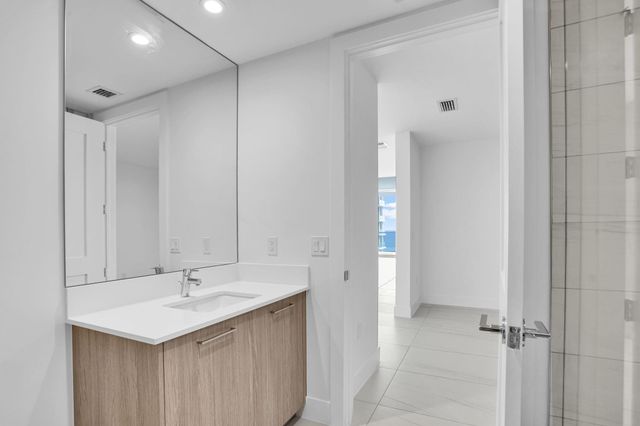 153 N Seabreeze Boulevard 2501-S, Fort Lauderdale, FL 33304