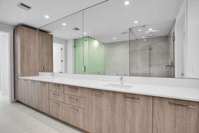 153 N Seabreeze Boulevard 2501-S, Fort Lauderdale, FL 33304