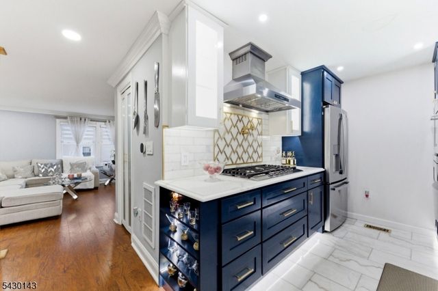 80 Summer St 13, Passaic City, NJ 07055