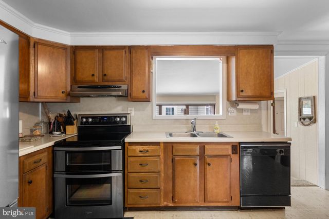 41 BEECHWOOD AVE, Dover, DE 19901