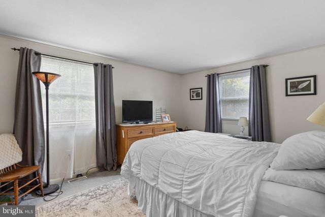 41 BEECHWOOD AVE, Dover, DE 19901