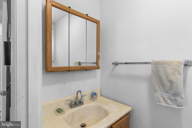 41 BEECHWOOD AVE, Dover, DE 19901
