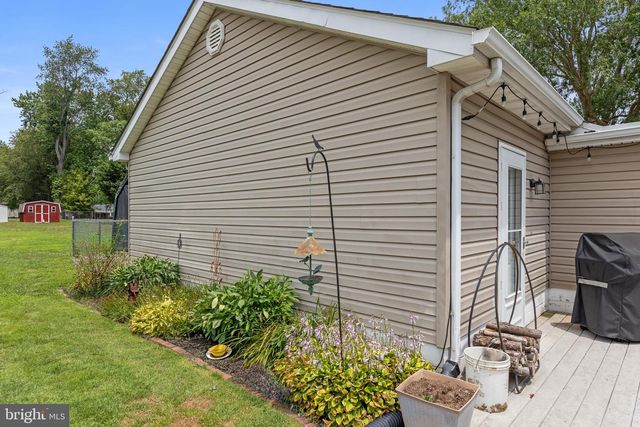 41 BEECHWOOD AVE, Dover, DE 19901