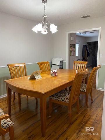 603 E Walker Avenue, Foley, AL 36535