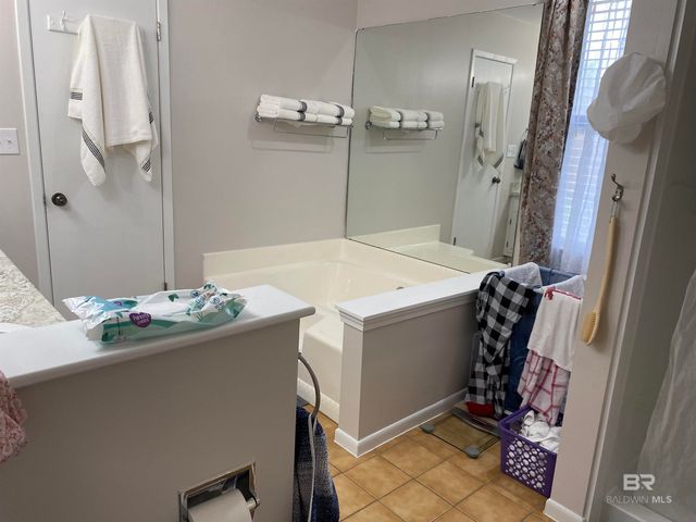 603 E Walker Avenue, Foley, AL 36535