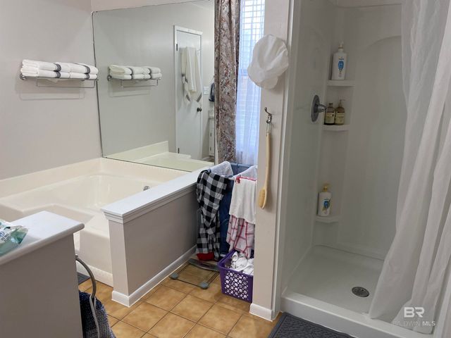 603 E Walker Avenue, Foley, AL 36535