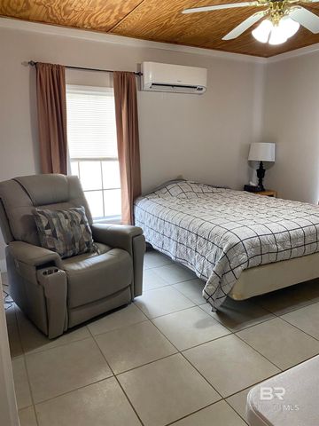 603 E Walker Avenue, Foley, AL 36535