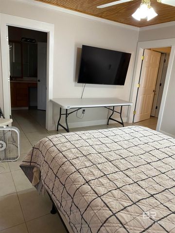 603 E Walker Avenue, Foley, AL 36535