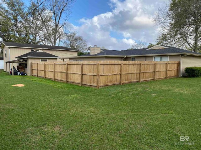 603 E Walker Avenue, Foley, AL 36535