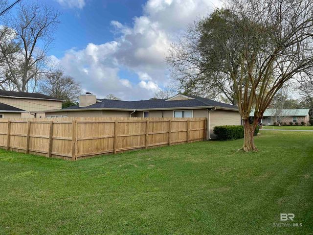 603 E Walker Avenue, Foley, AL 36535