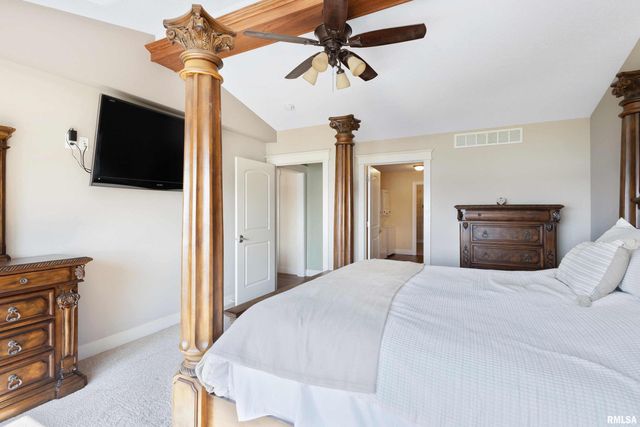 24711 178TH Street, Pleasant Valley, IA 52767