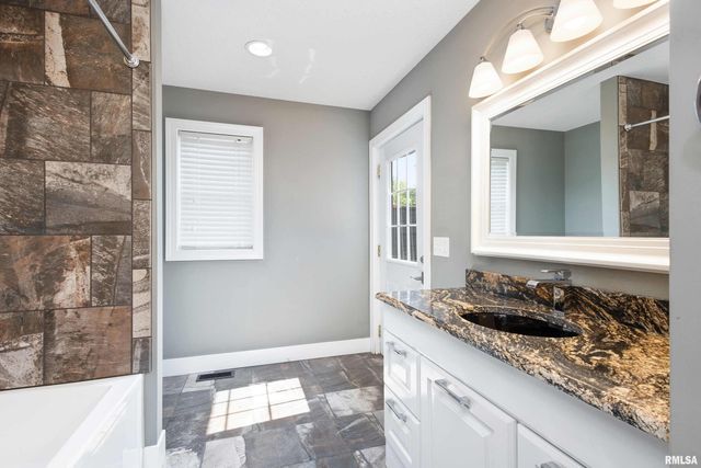 24711 178TH Street, Pleasant Valley, IA 52767