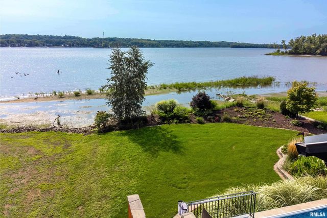 24711 178TH Street, Pleasant Valley, IA 52767