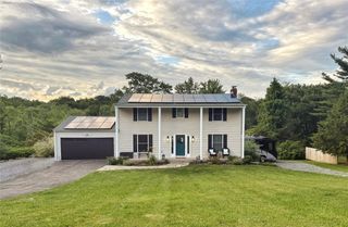 4 High Point Drive, Poughkeepsie, NY 12603