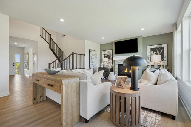 1068 Adamstown Drive, Rosemount, MN 55068