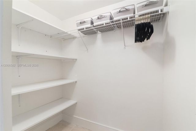 1142 99th St 24, Bay Harbor Islands, FL 33154