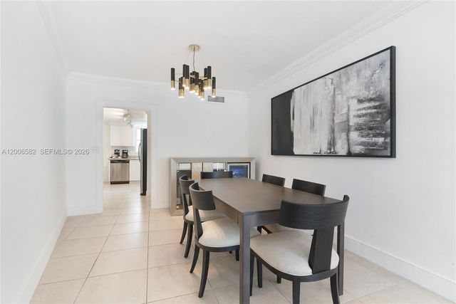 1142 99th St 24, Bay Harbor Islands, FL 33154