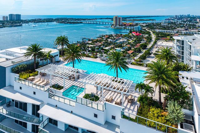 220 LAKE SHORE DR Drive 1107, Lake Park, FL 33403