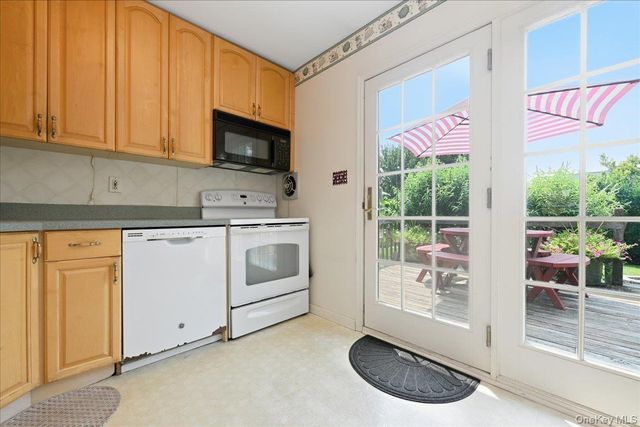 256 N Beech Street, Massapequa, NY 11758