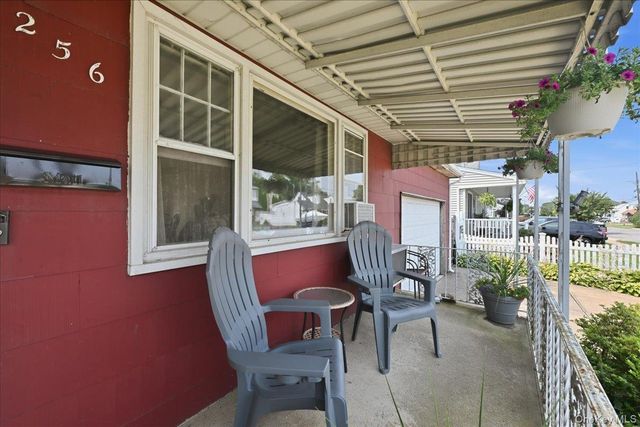 256 N Beech Street, Massapequa, NY 11758