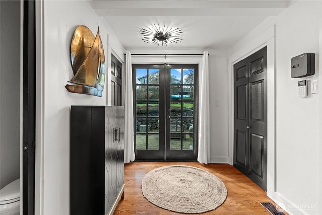 3422 Harborview Drive, Gig Harbor, WA 98332