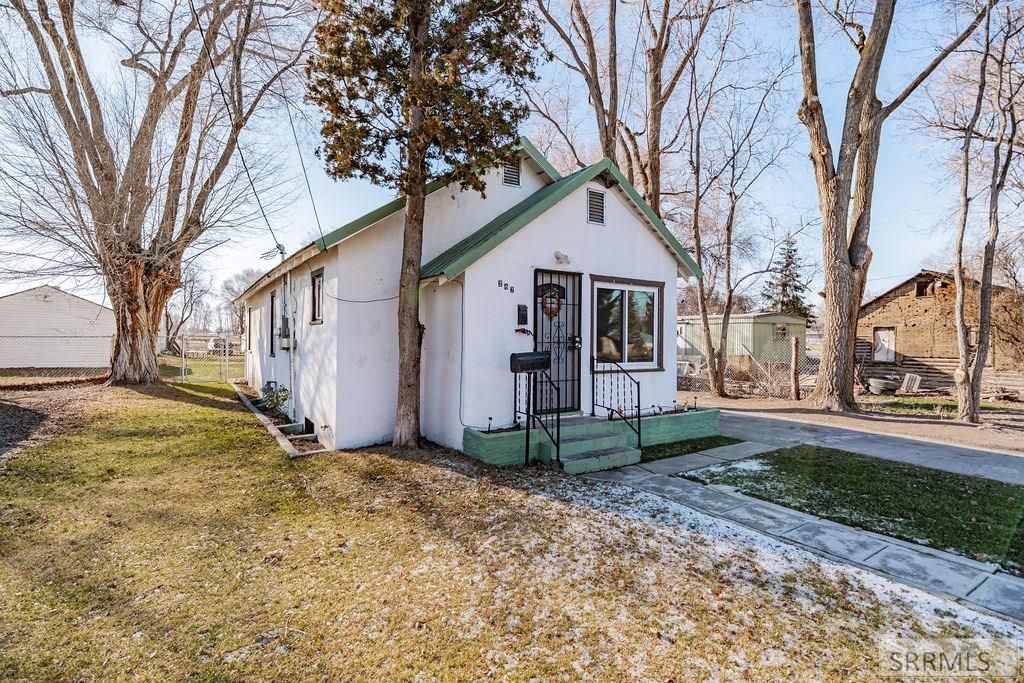 Image 4 of property listing at 287 W 2nd S, Rigby, ID 83442