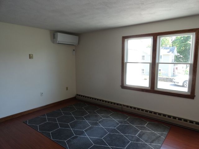 17 Highland St B, Woburn, MA 01801
