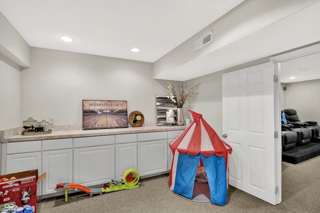 16770 Cedar Creek Lane, Noblesville, IN 46060