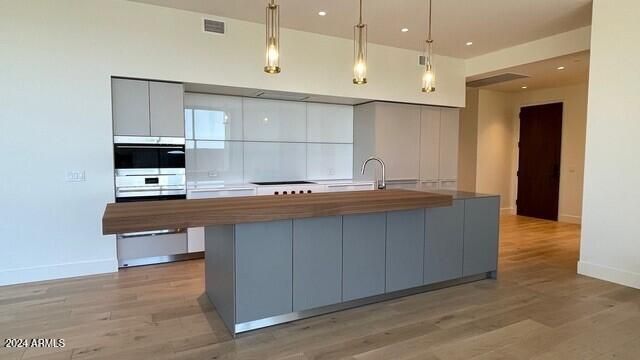 4849 N Camelback Ridge Road B201, Scottsdale, AZ 85251