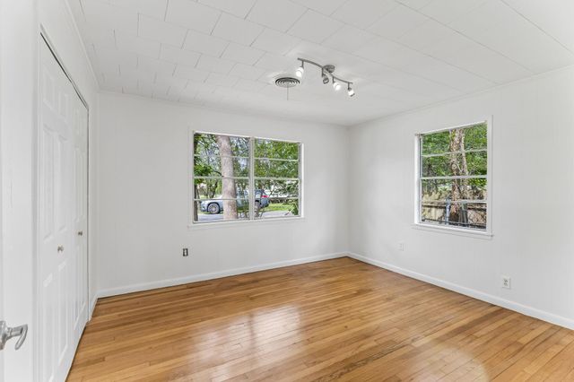 706 John Nagle ST, Manor, TX 78653