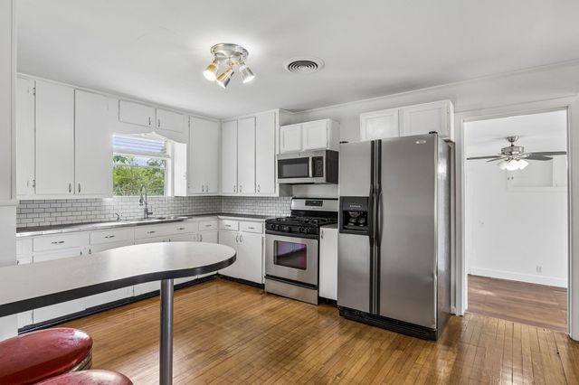 706 John Nagle ST, Manor, TX 78653