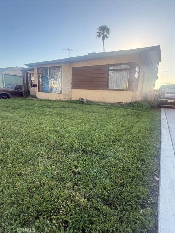 8315 West Blvd, Inglewood, CA 90305